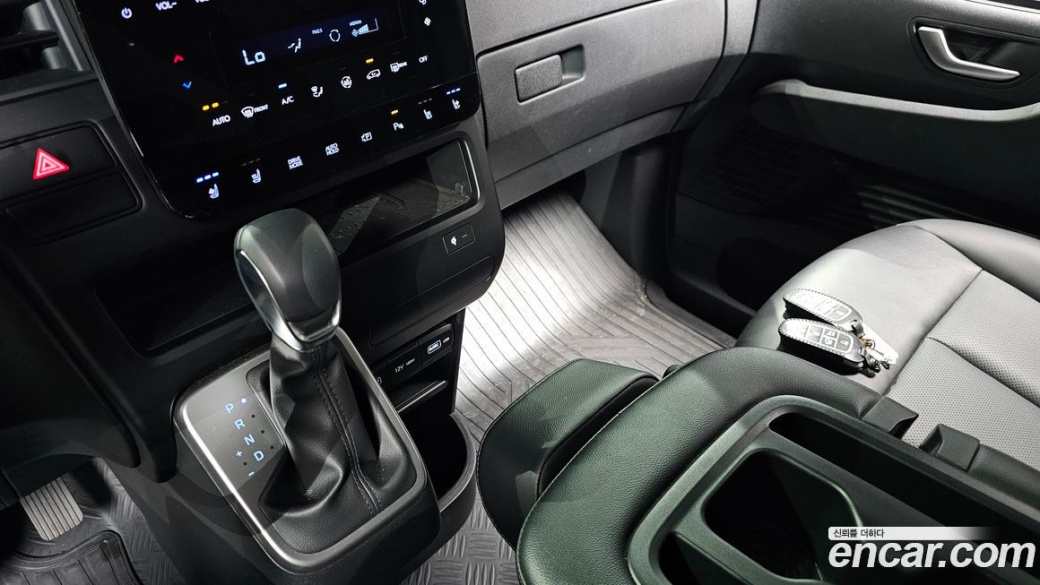 Hyundai Staria Cargo 3-Seater, 2023
