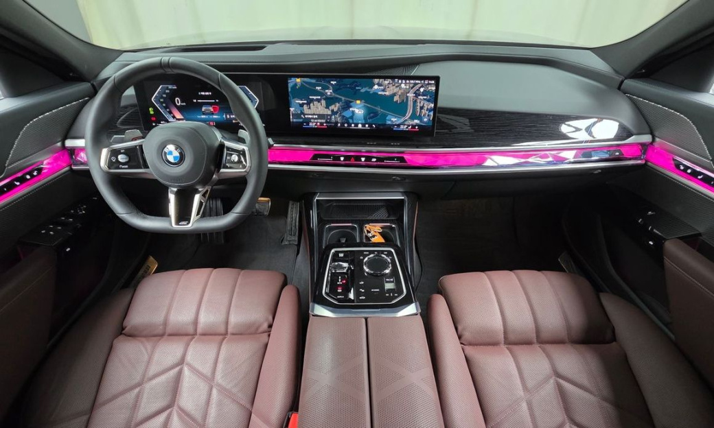 BMW 7-Series 740d xDrive M Sport, 2025