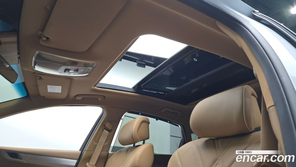 Genesis G80 Gasoline 2.5 Turbo AWD, 2025