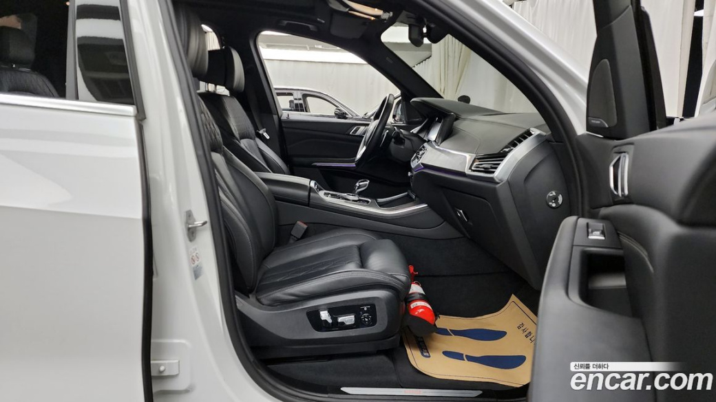 BMW X5 xDrive 40i xLine, 2023