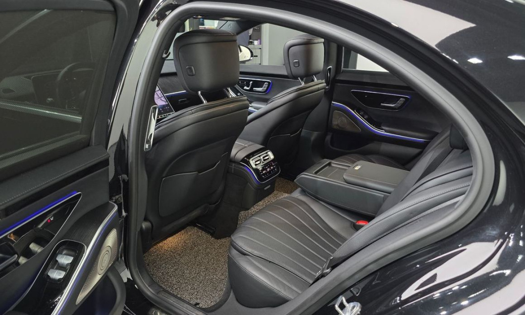 Mercedes-Benz S-Class S350 d, 2022