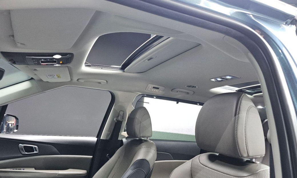Kia Carnival 7-Seater Noblesse, 2024