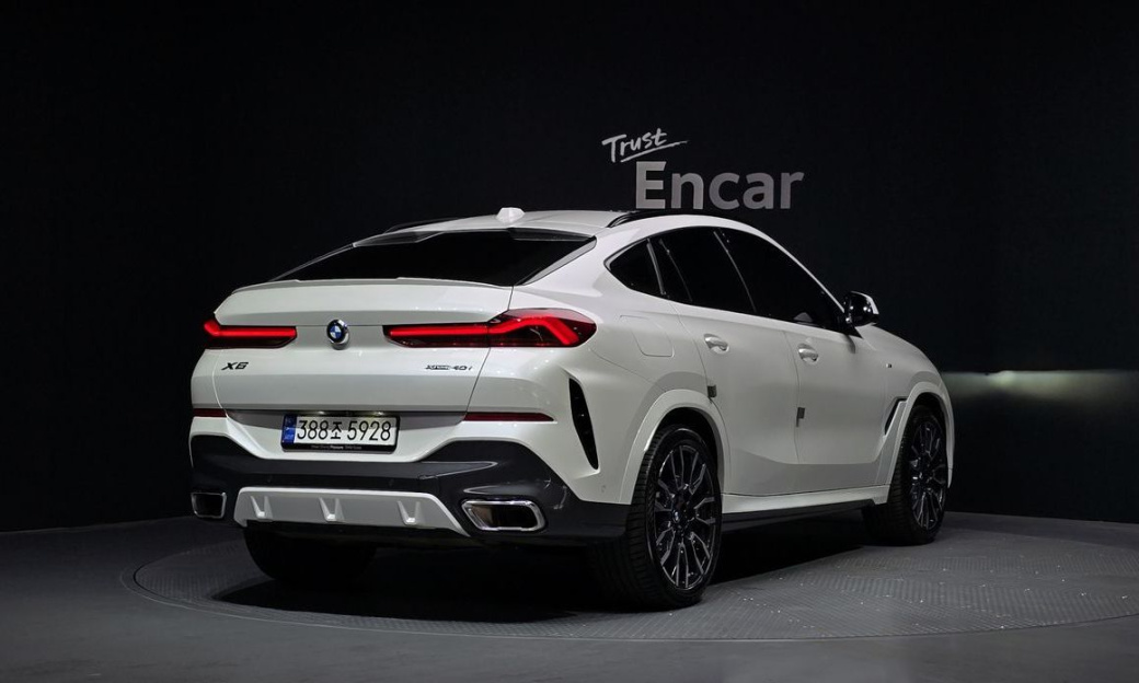 BMW X6 xDrive40i M Sport, 2024