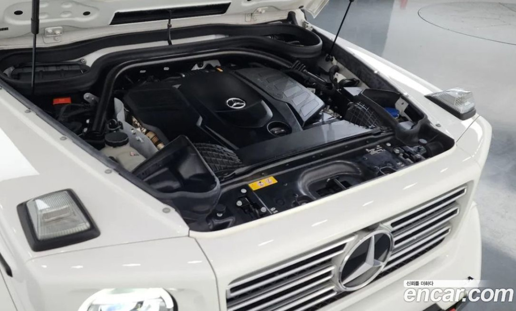 Mercedes-Benz G-Class G400d, 2023