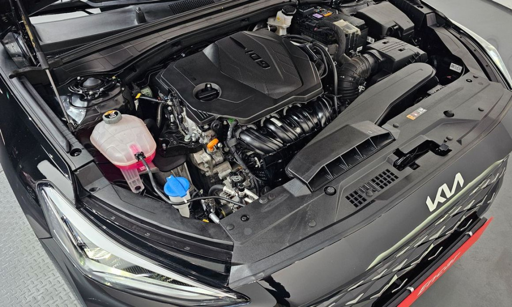 Kia K8 2.5 Gasoline 2WD, 2024