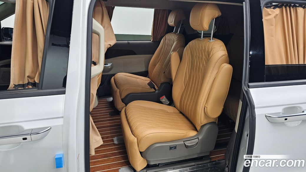 Kia Carnival 9-Seater Noblesse, 2023