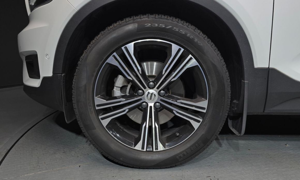 Volvo XC40 B4 Inscription, 2022