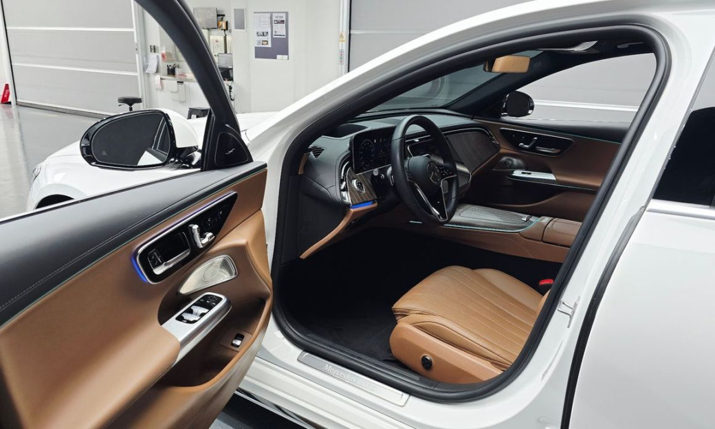 Mercedes-Benz E-Class E450 4MATIC Exclusive, 2024