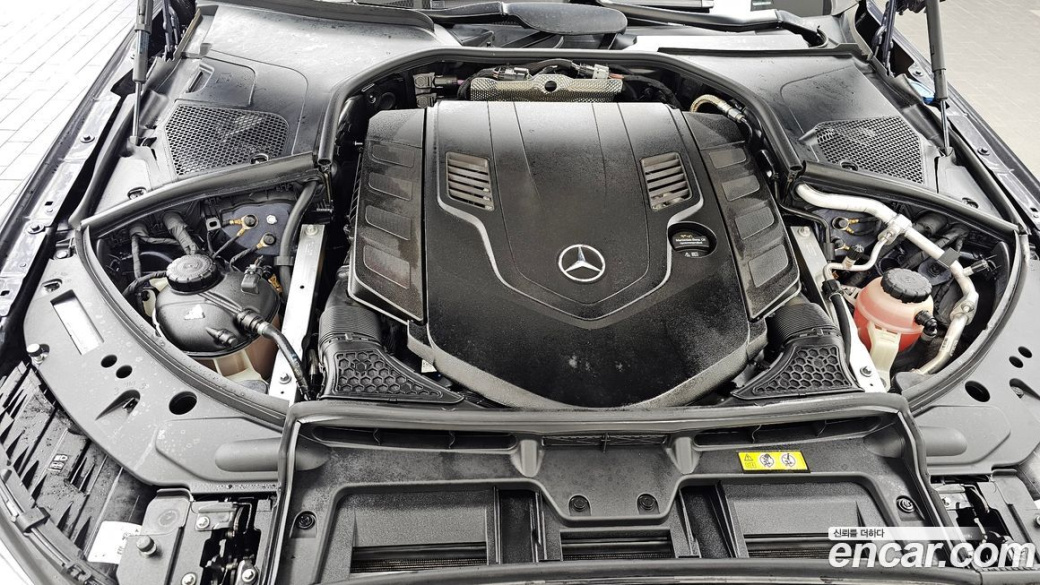 Mercedes-Benz S-Class Maybach S580 4MATIC, 2022