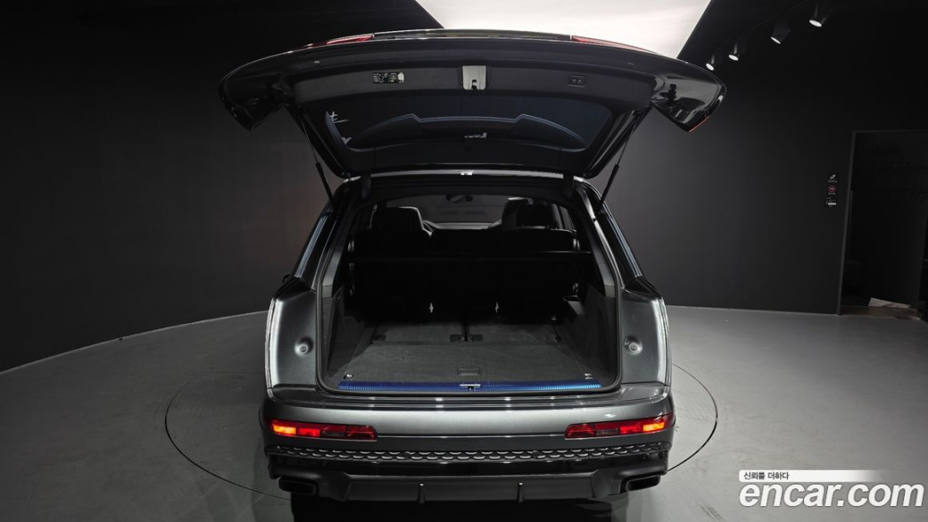 Audi Q7 50 TDI Quattro Premium, 2025