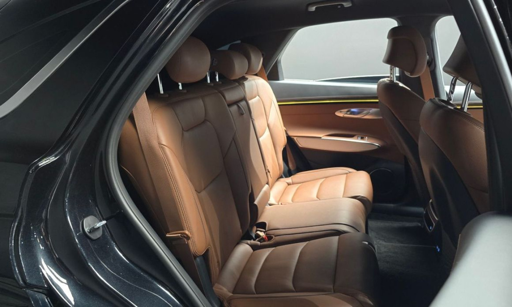 Genesis GV70 2.5T Gasoline AWD, 2025