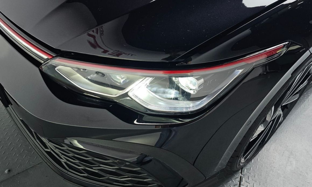 Volkswagen Golf 2.0 GTI, 2024