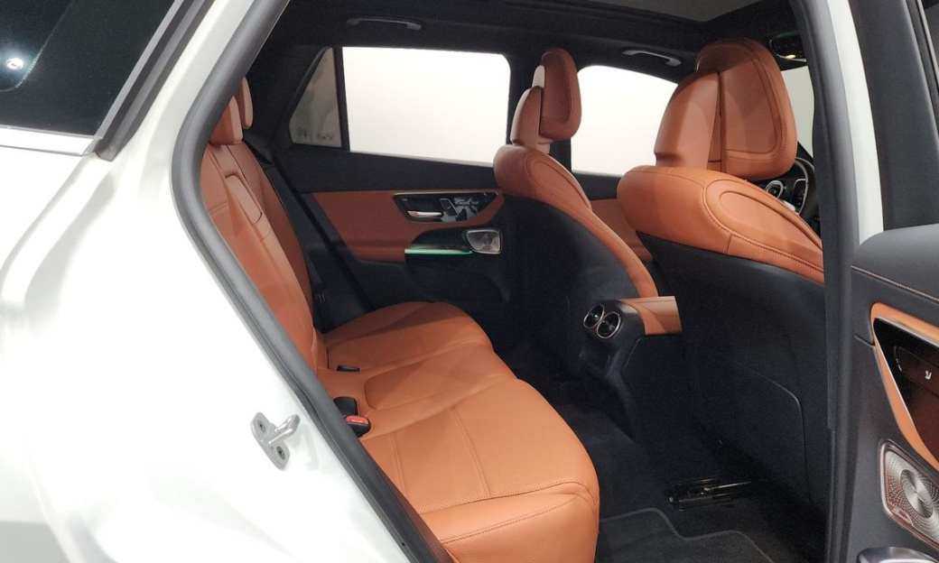 Mercedes-Benz GLC-Class GLC 300 4MATIC Avantgarde, 2025