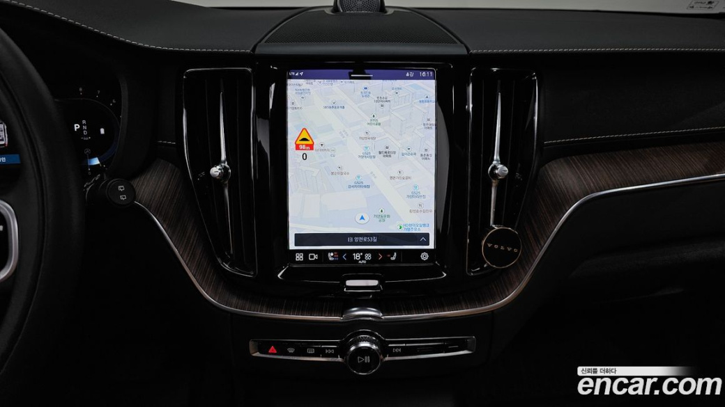 Volvo XC60 B6 Inscirtion, 2022