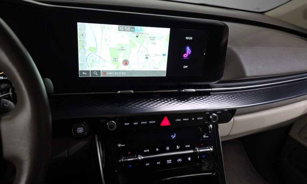 Kia Carnival 7-Seater Hi-Limousine, 2022