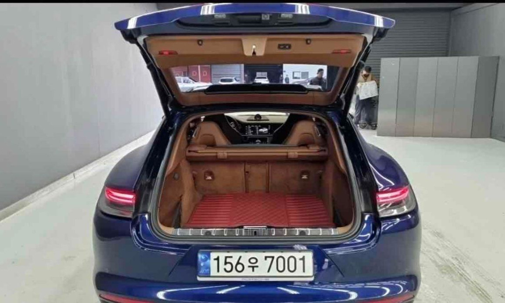 Porsche Panamera 4.0 GTS, 2023