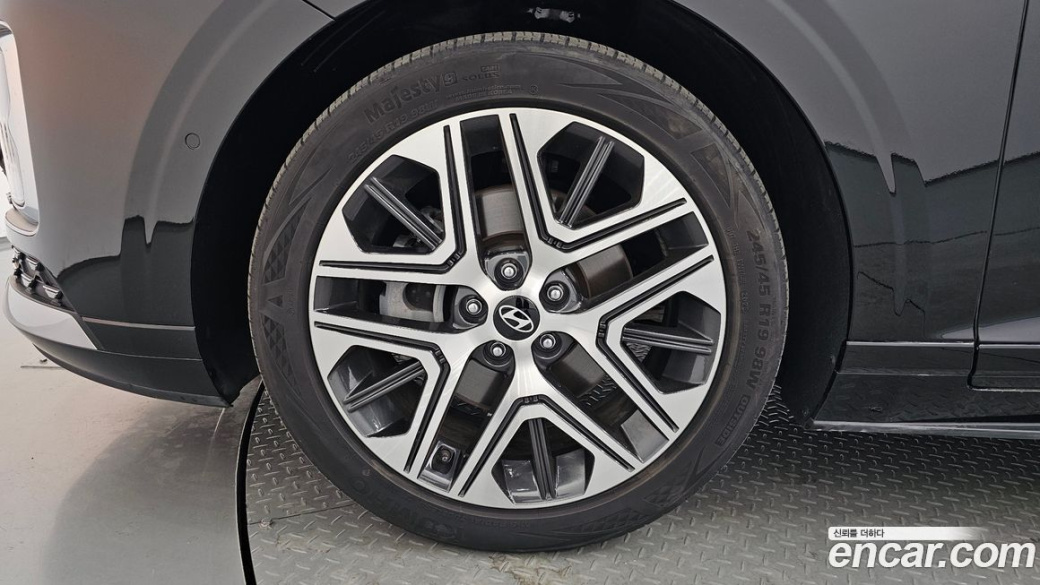 Hyundai Grandeur 2,5 Gasoline 2WD, 2023