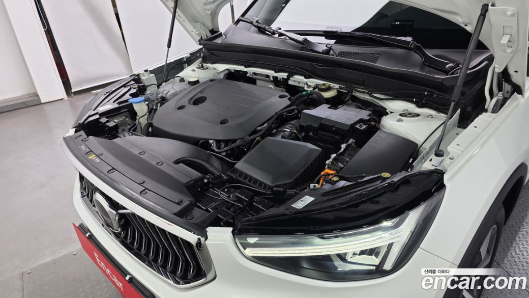 Volvo XC40 B4 Ultimate Bright, 2023