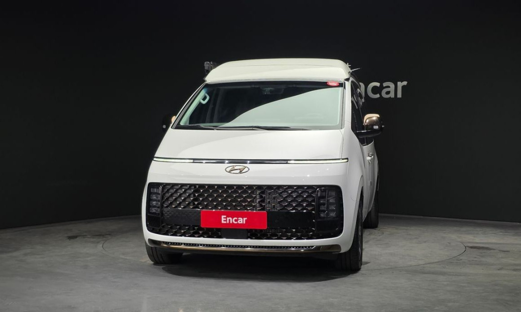 Hyundai Staria 2WD Camping Car, 2024