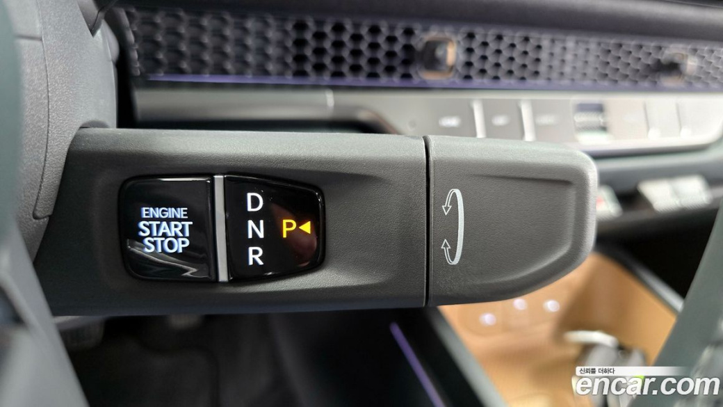 Kia Tasman 2.5T Gasoline 4WD, 2026