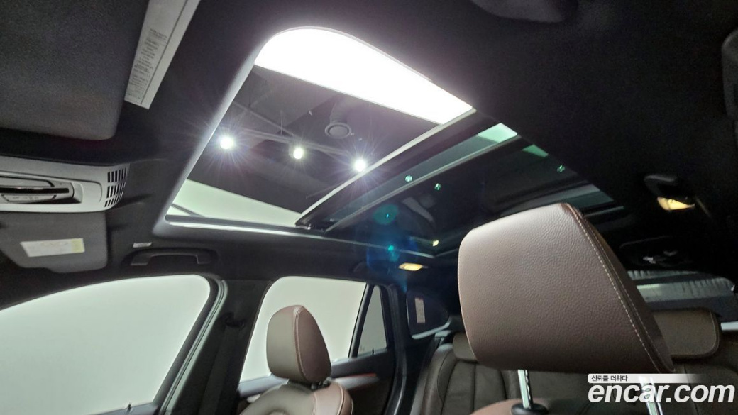 BMW X1 xDrive 20i M Sport, 2022