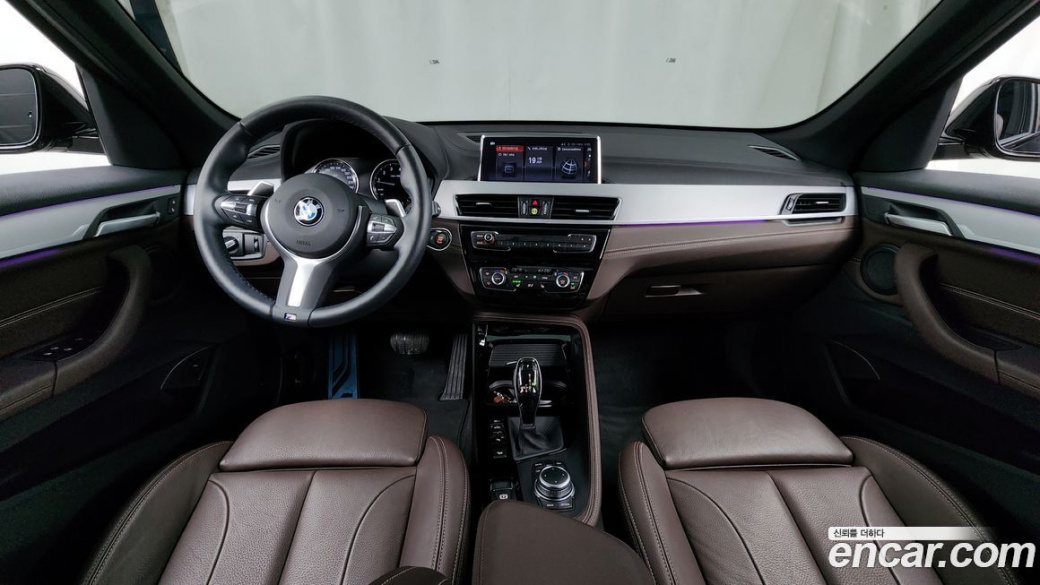 BMW X1 xDrive 20i M Sport, 2022