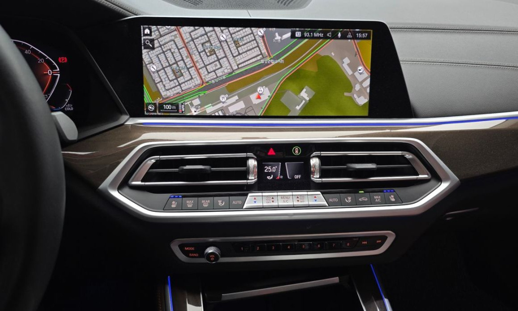 BMW X5 xDrive 30d xLine, 2022