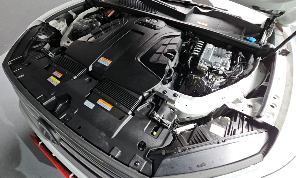 Volkswagen Touareg 3.0 TDI Prestige, 2024