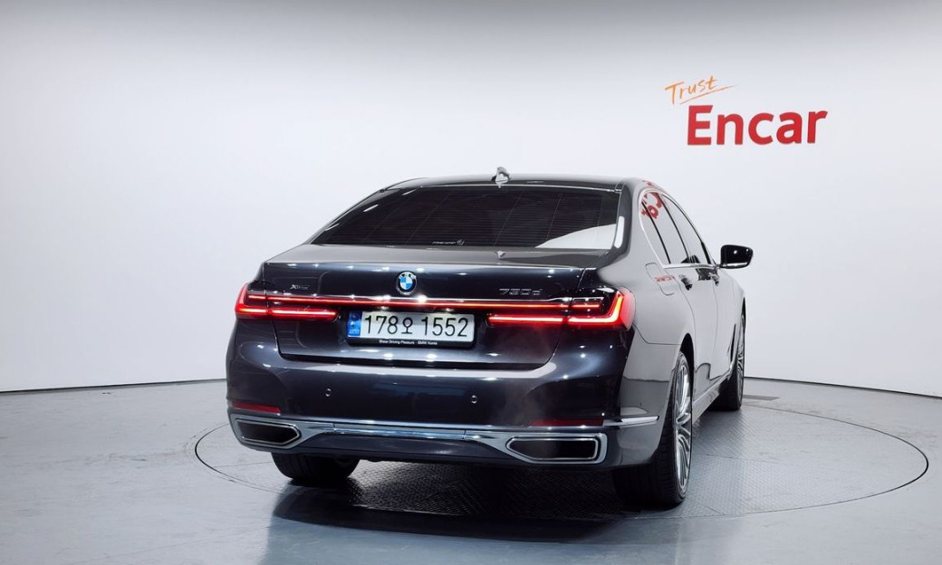 BMW 7-Series 730d xDrive Design Pure Excellence, 2022