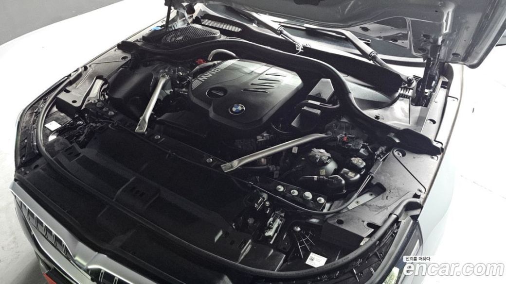 BMW 5-Series 523d M Sport, 2024