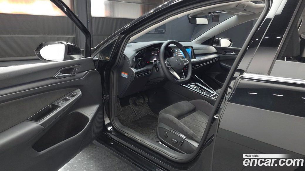 Volkswagen Golf 2.0 TDI Prestige, 2024