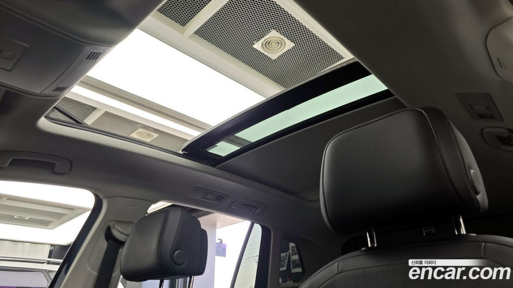 Volkswagen Tiguan 2.0 TDI Prestige, 2024