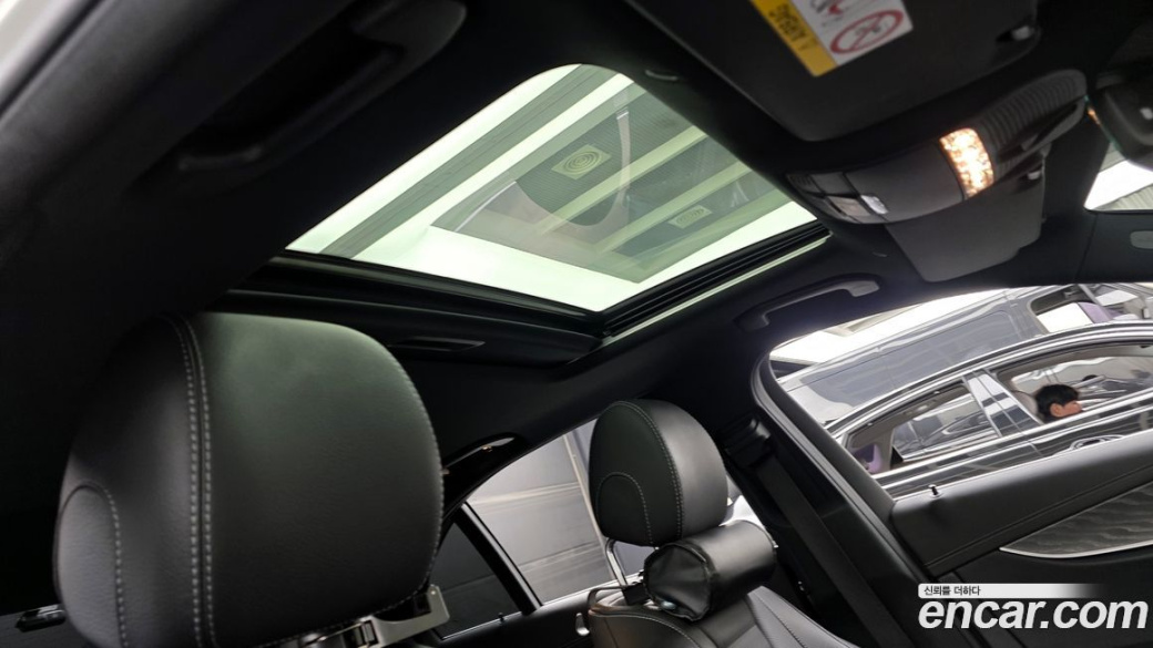 Mercedes-Benz E-Class E350 4MATIC Exclusive, 2023