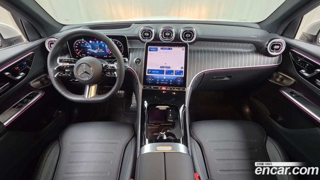 Mercedes-Benz GLC-Class GLC300 4MATIC AMG Line, 2026