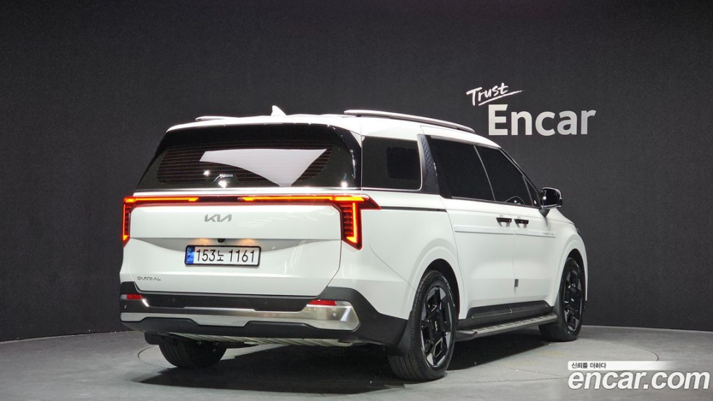 Kia Carnival 9-Seater Noblesse, 2024