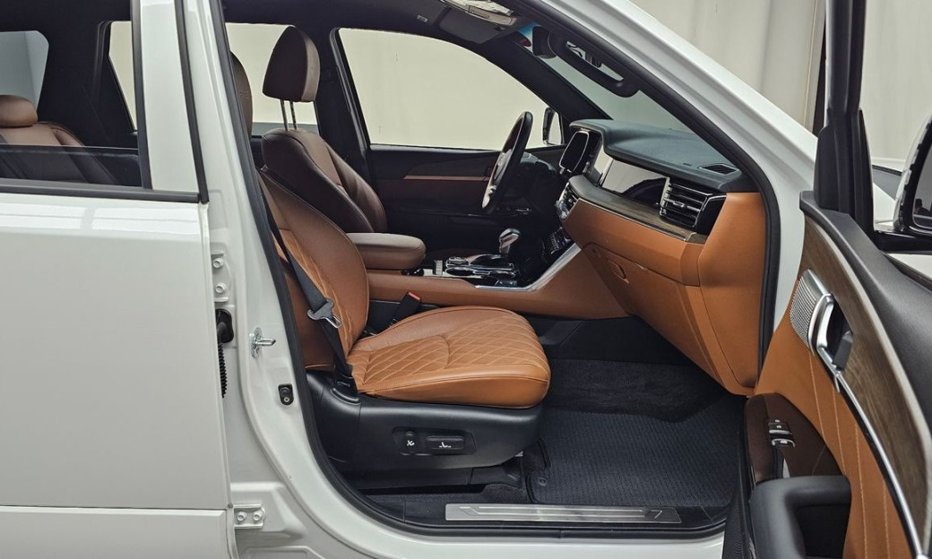 Kia Mohave Diesel 3.0 4WD 7-Seater, 2022