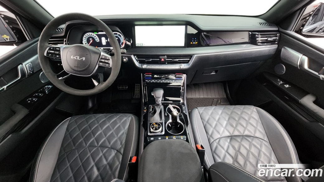 Kia Mohave Diesel 3.0 4WD 6-Seater, 2022