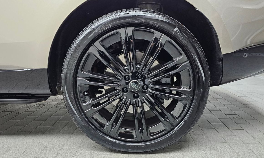 Land Rover Range Rover P530 Autobiography Long Wheel Base, 2024