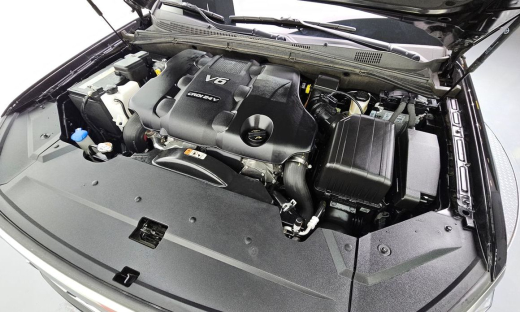 Kia Mohave Diesel 3.0 4WD 5-Seater, 2024