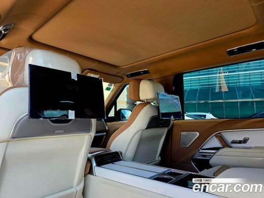 Land Rover Range Rover P530 SV Long Wheel Base, 2023