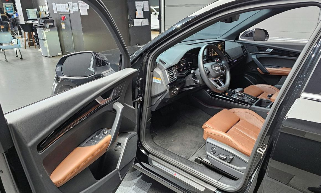 Audi Q5 45 TFSI Quattro Premium, 2022