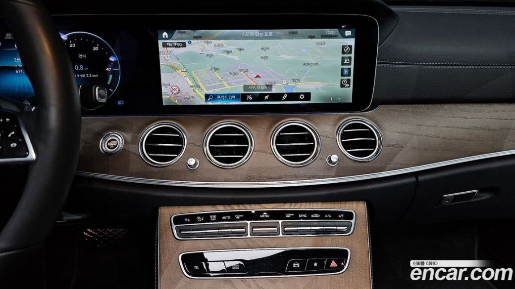 Mercedes-Benz E-Class E250 Exclusive, 2022