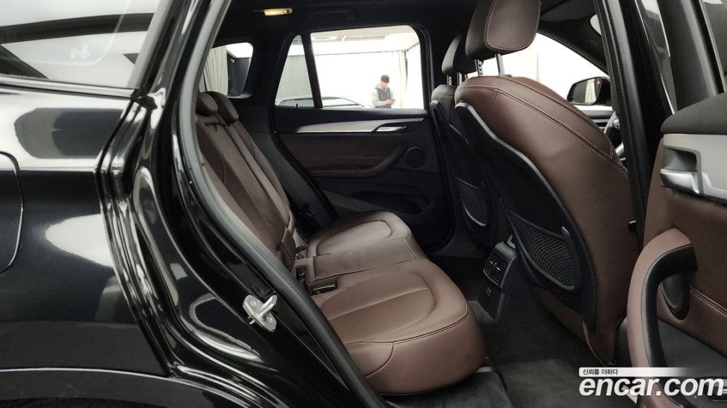 BMW X1 xDrive 20i M Sport, 2022