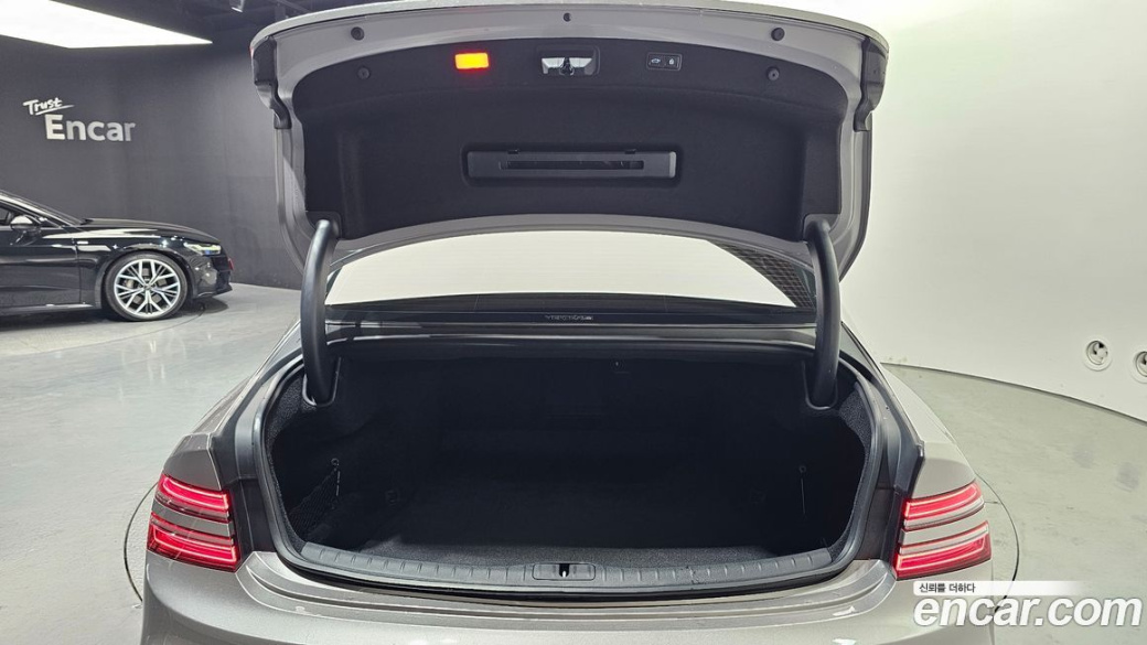 Genesis G80 Gasoline 2.5 Turbo AWD, 2026