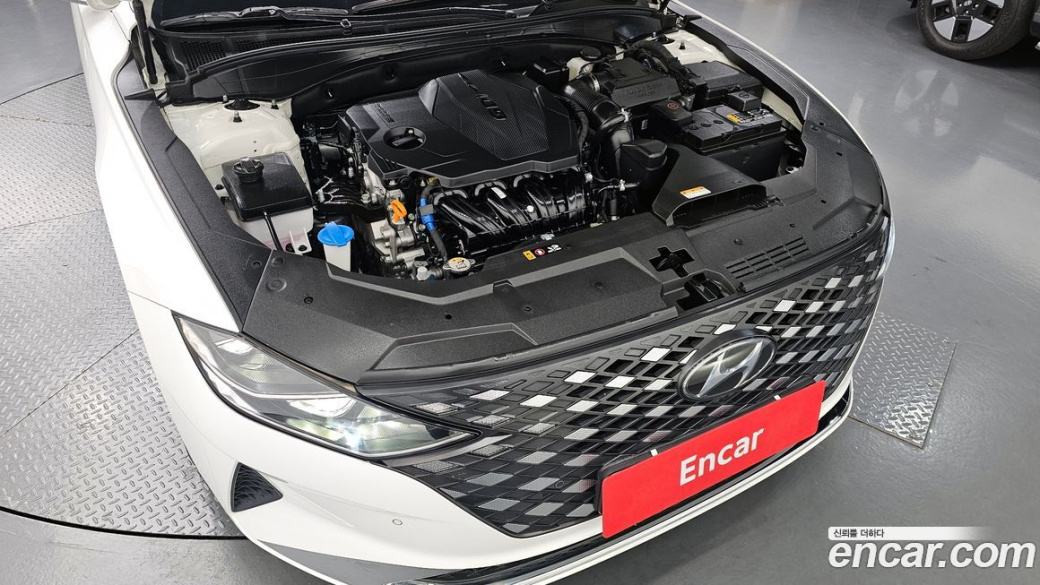 Hyundai Grandeur 2.5, 2023