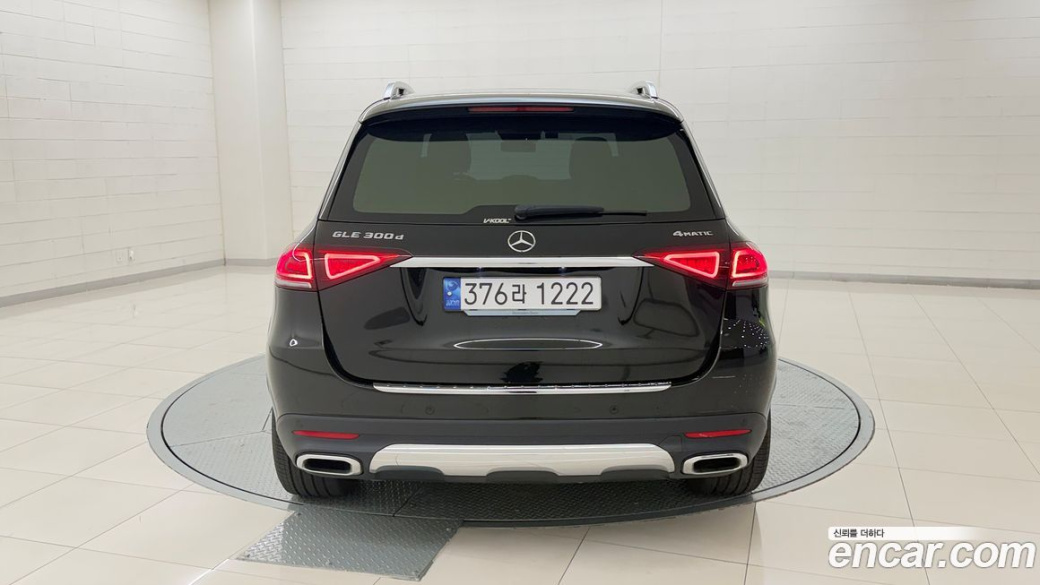 Mercedes-Benz GLE-Class GLE300d 4MATIC, 2023