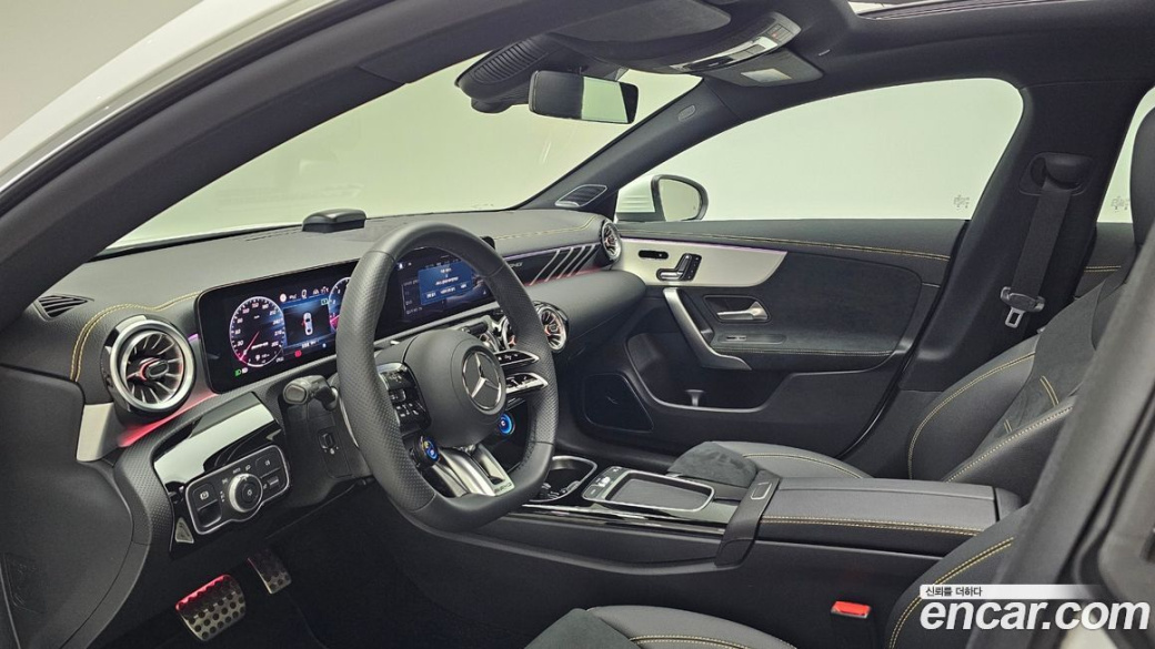 Mercedes-Benz CLA-Class AMG CLA 45 S 4MATIC+, 2025
