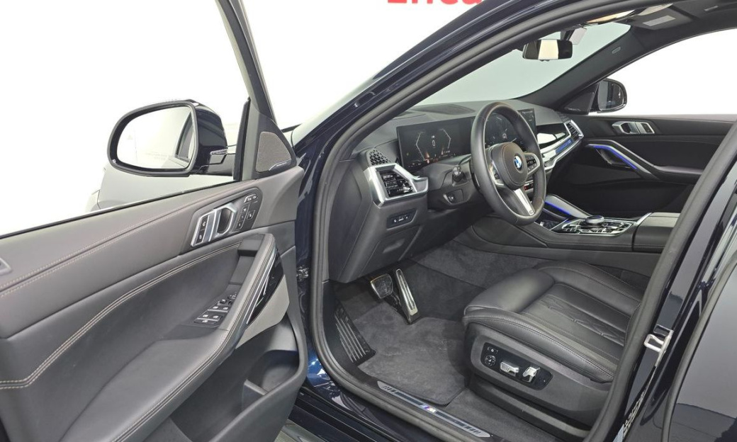 BMW X6 xDrive40i M Sport, 2025