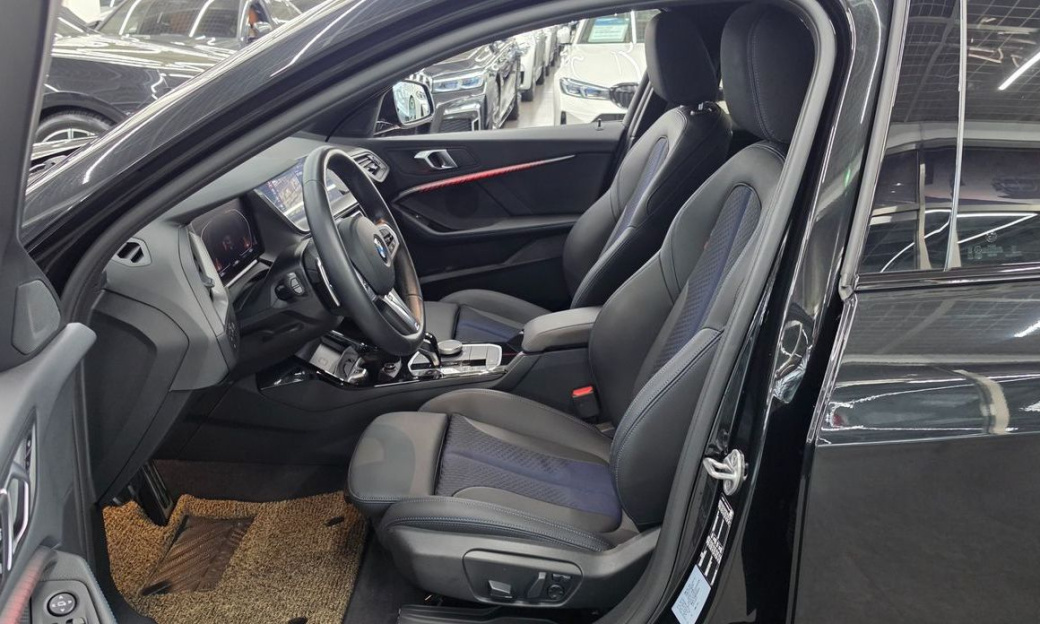 BMW 1-Series 120i M Sports, 2024