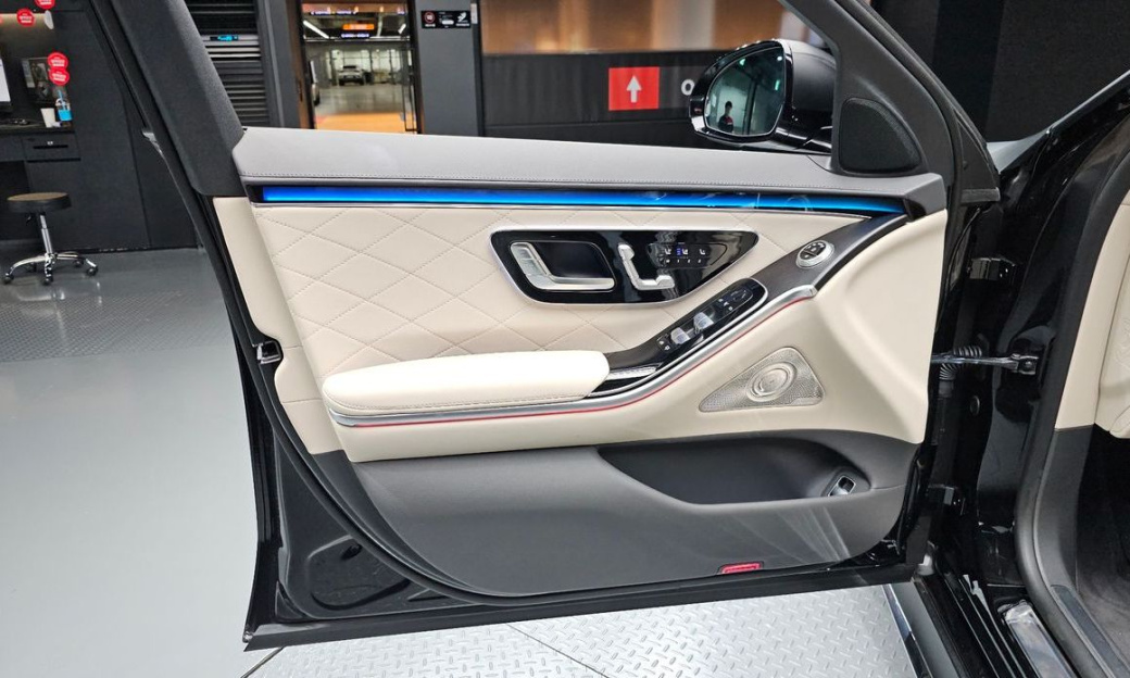 Mercedes-Benz S-Class S450 4MATIC, 2026
